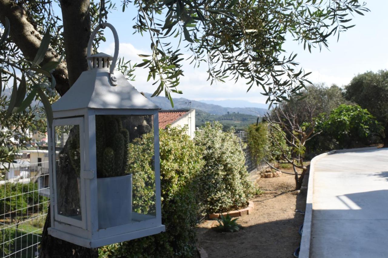 Apartamento Athina'S Cozy House Sfakianalion Exterior foto
